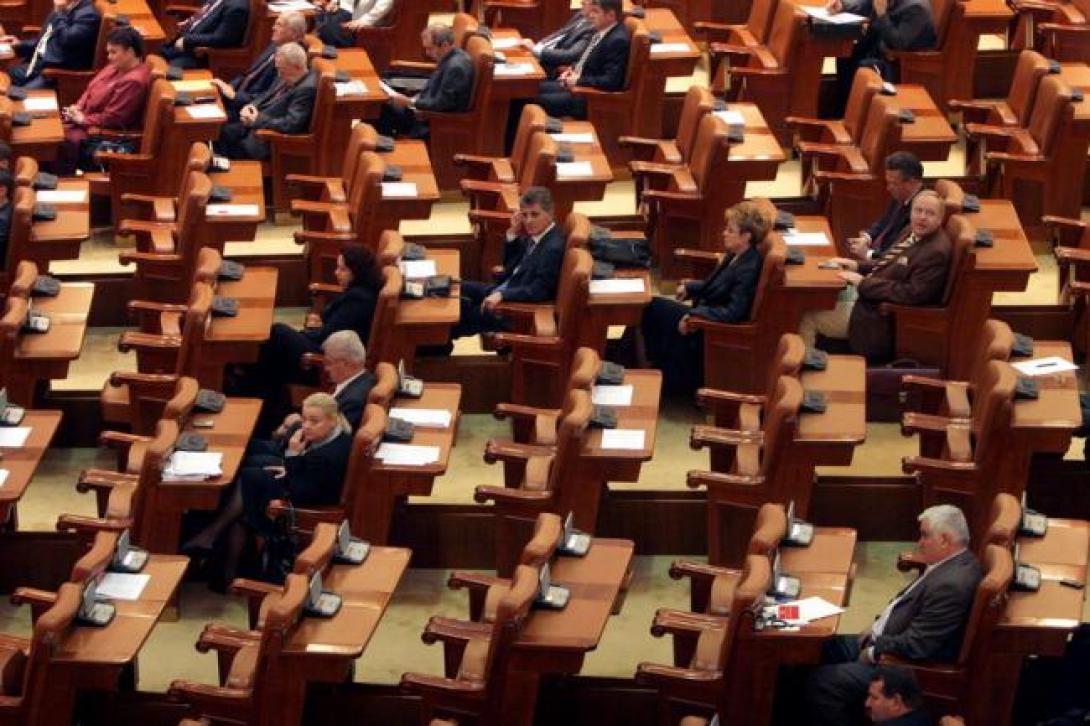 A parlament elé terjesztették a Grindeanu-kormány elleni bizalmatlansági indítványt
