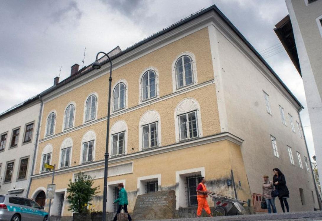 Alkotmánybíróságon tárgyalják Hitler ausztriai szülőházának kisajátítási ügyét