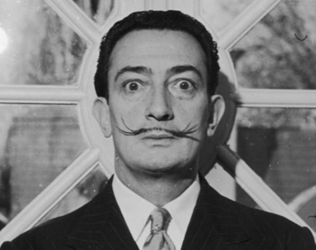 Apasági vizsgálat miatt exhumálnák Salvador Dalí holttestét