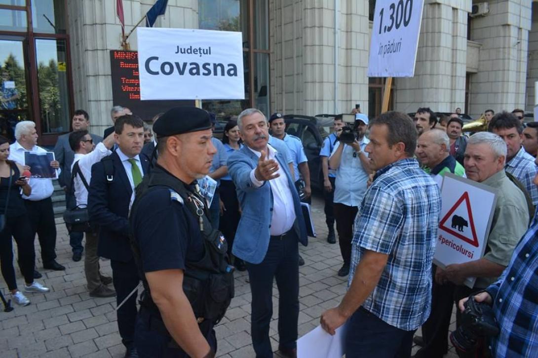 Székelyföldi gazdák és elöljárók  tüntettek Bukarestben