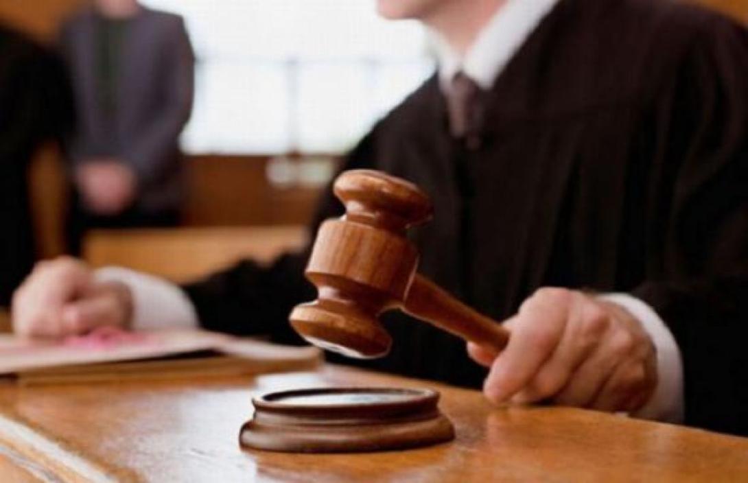 Igazságügyi törvények: lehet bíró az ügyészből és fordítva