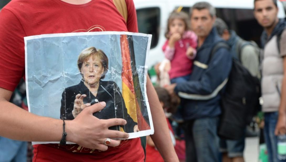 Merkel: ellentétes az európai szellemiséggel a menekültek befogadásának elutasítása