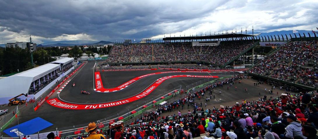 Mexikói Nagydíj - Vettelé a pole pozíció, Hamilton harmadik