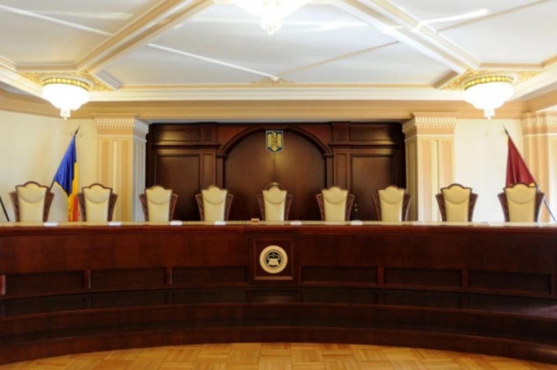 Alkotmánybíróság: a korrupcióellenes ügyészség vizsgálódhat két volt kormánytag ügyében