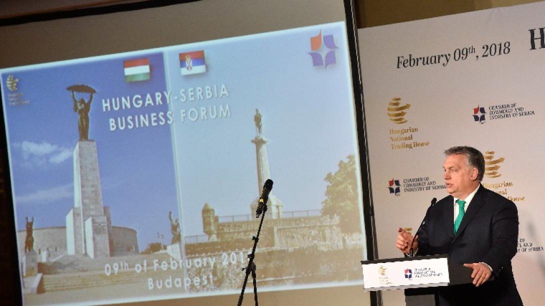 Orbán: Magyarország évente 4 milliárd köbméter gázt importál majd Romániából