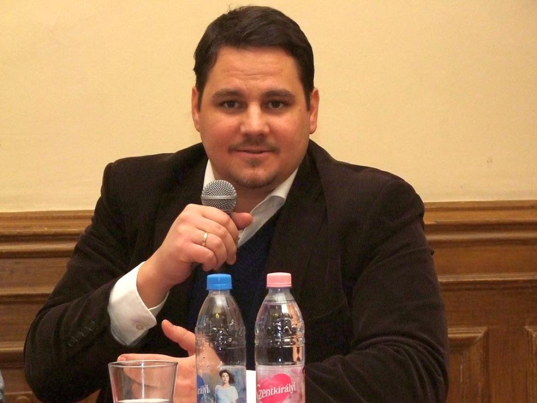 Kitiltották Romániából Dabis Attilát, a Székely Nemzeti Tanács külügyi megbízottját (FRISSÍTVE)