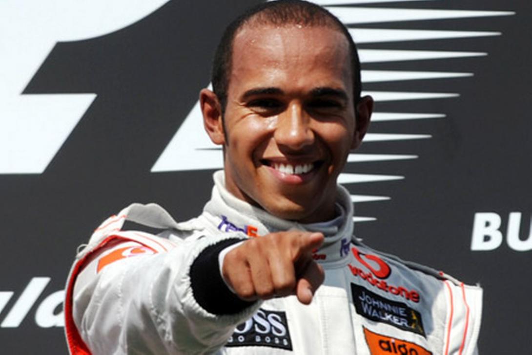 Kínai Nagydíj - Lewis Hamilton volt a leggyorsabb az első szabadedzésen