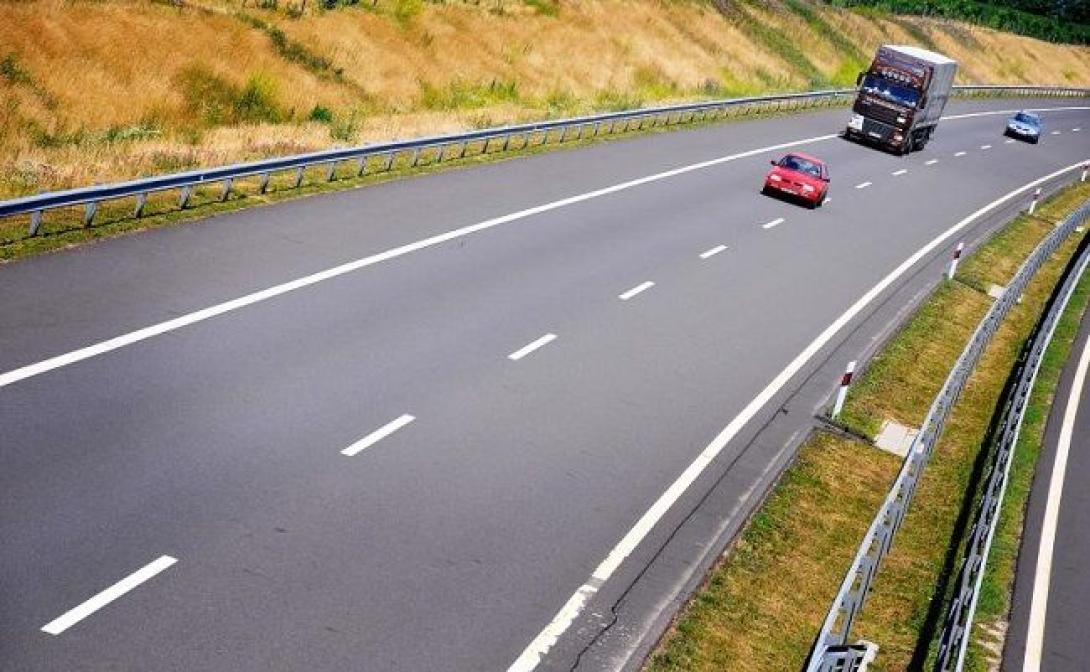 Új autópálya-szakasz épülhet uniós finanszírozásból – de csak a román határig