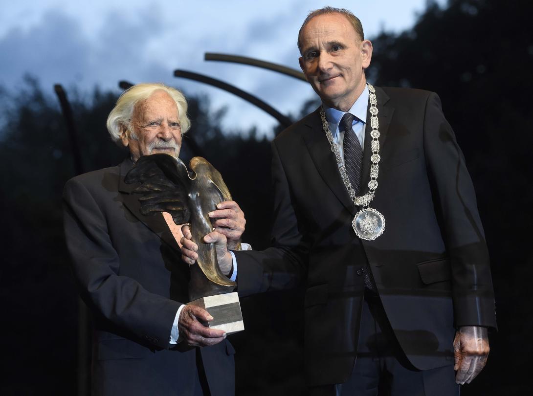 Bálint György kapta idén a Magyar Szabadságért díjat