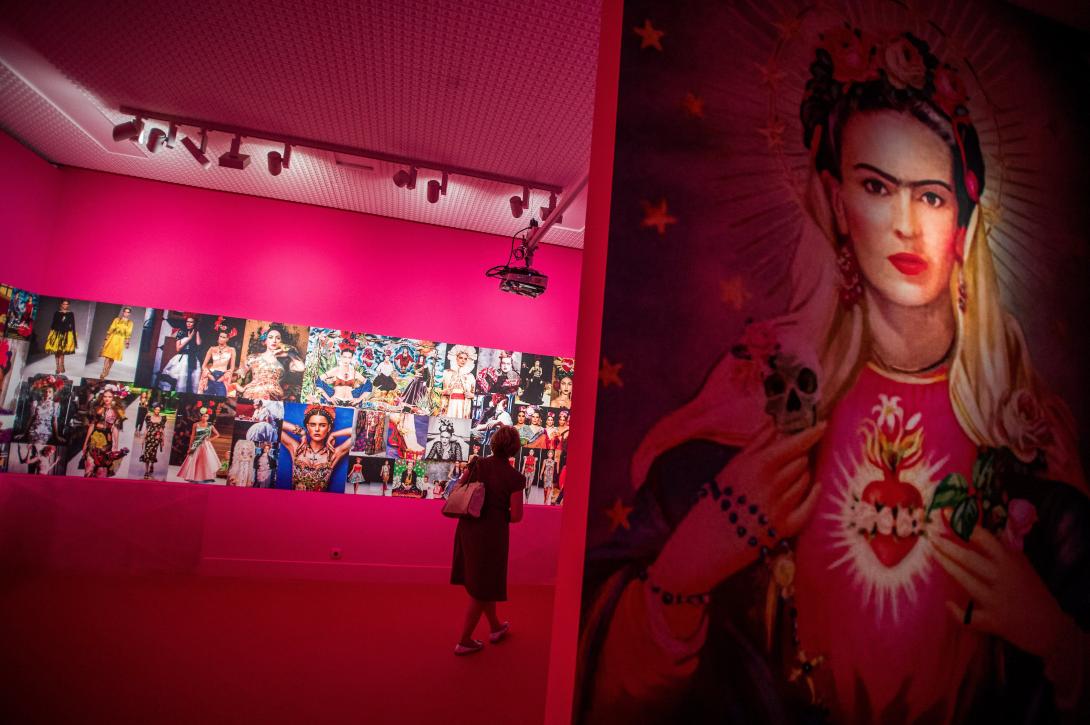 Szombattól látható a Frida Kahlo-kiállítás a Nemzeti Galériában
