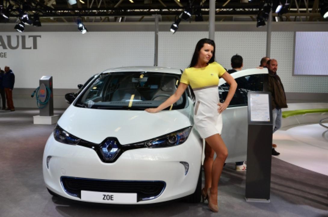Megduplázza az elektromos Zoe modell gyártását a Renault