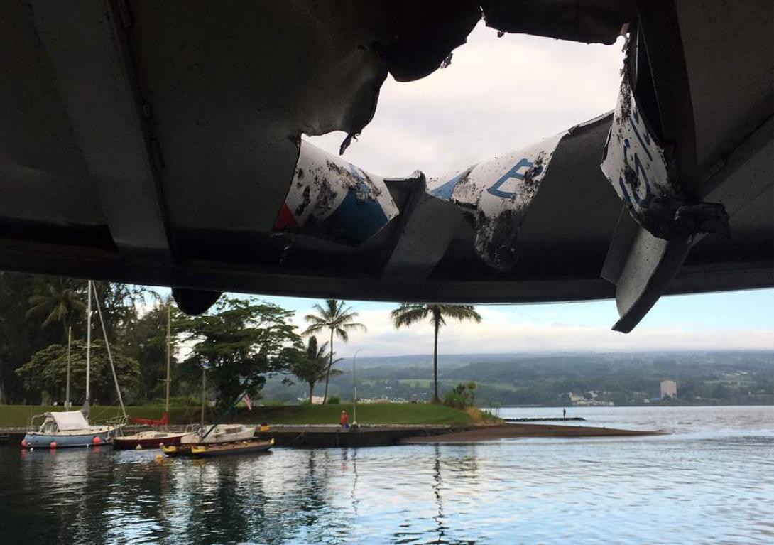 Hawaii: a vulkán lávakitörése egy turistahajóra zuhant, legalább 13 a sebesültek száma