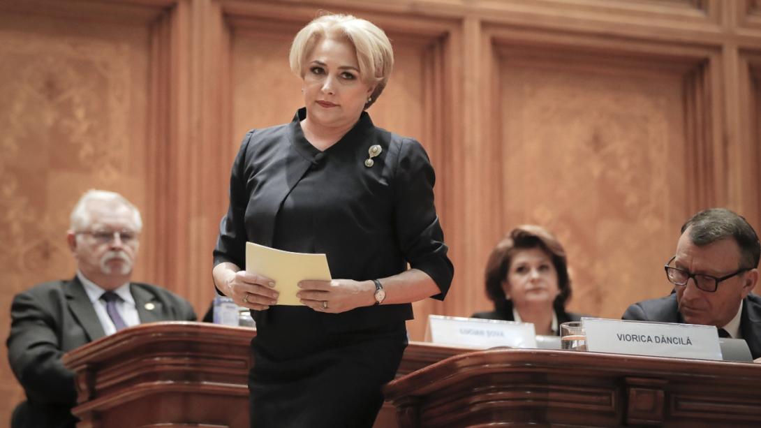 Dăncilă: Johannis miatt késik a költségvetés-kiigazítás