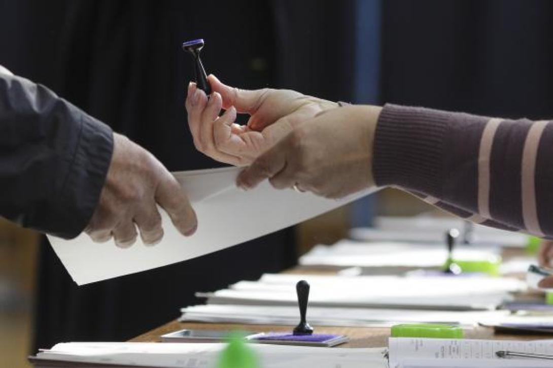 Népszavazás - a részvételi arány 13 órakor 2,54 százalék volt, Kolozs megyében 2,33 százalék