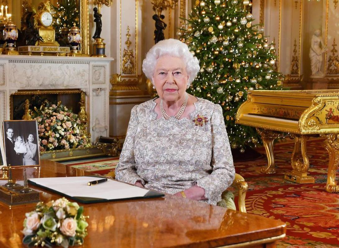 A béke és a jóakarat fontosságát hangsúlyozta karácsonyi üzenetében a brit uralkodó