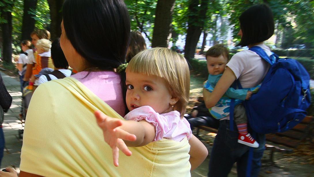 Gyermekvállalás és munka, avagy a romániai nők helyzetéről