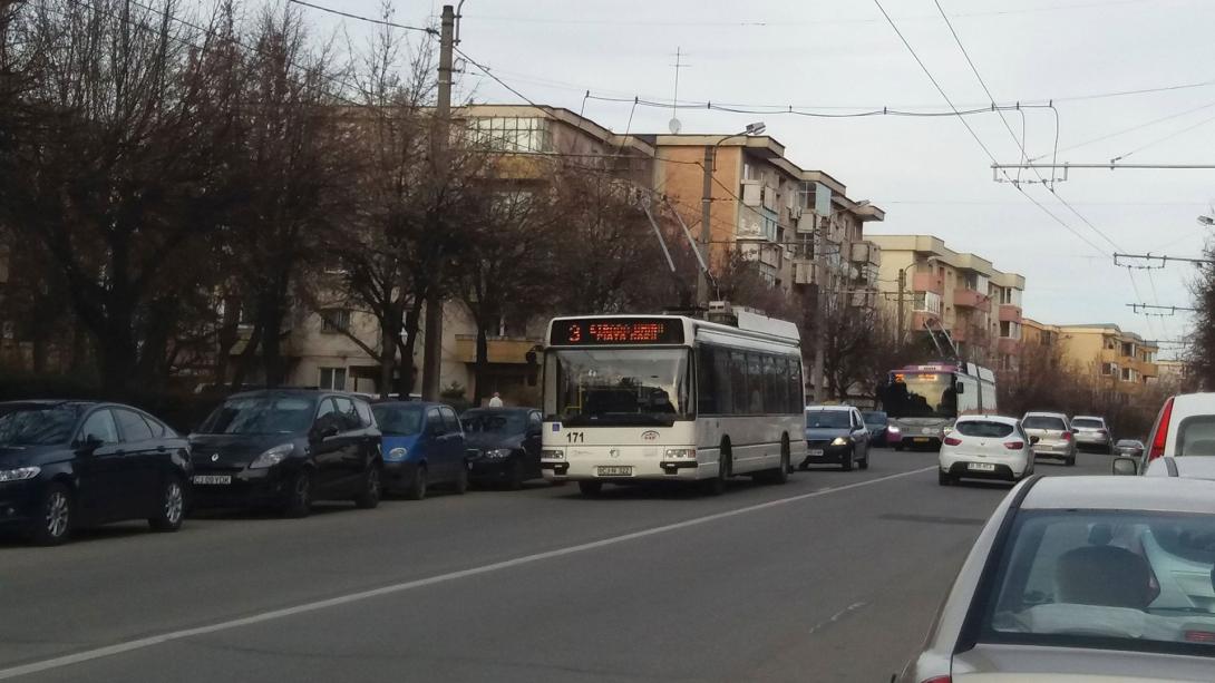 Eldőlt: három hét múlva külön buszsáv a Pata utcában!
