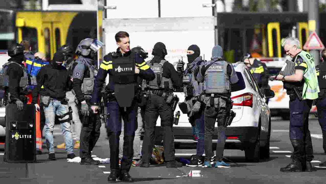 Utrechti merénylet - Elengedték a lövöldözés két gyanúsítottját