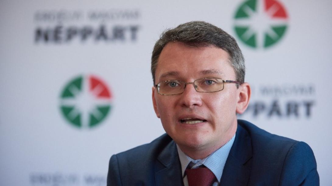 Az EMNP vezetői az erdélyi magyar összefogás szükségességét hangsúlyozták
