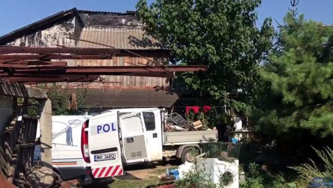 Caracali-gyilkosság: a gyanúsított lakásából vittek lehetséges bizonyítékokat kivizsgálásra
