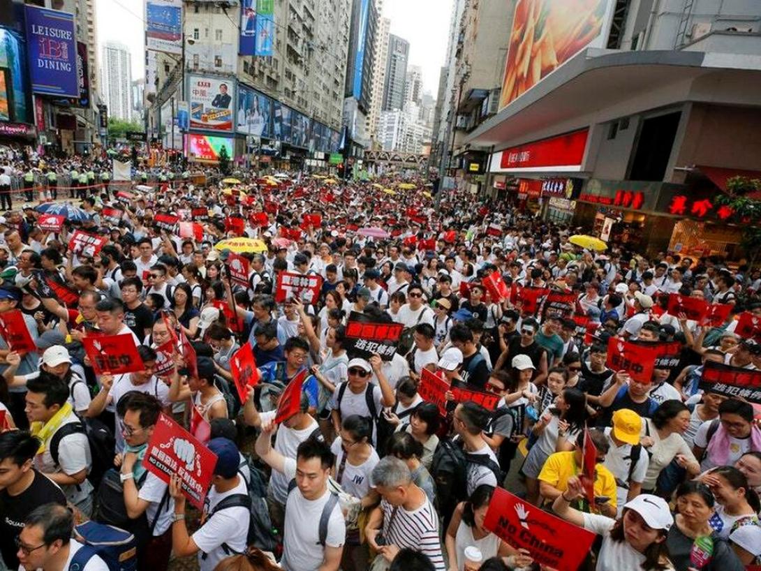 Betiltotta a hongkongi rendőrség a szombatra tervezett demokráciapárti tüntetést