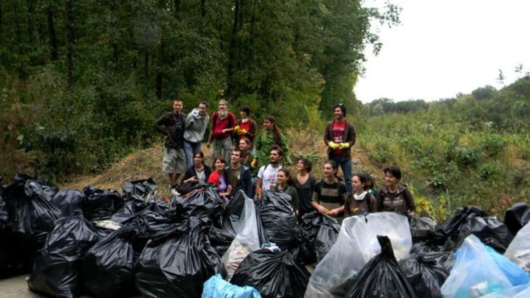 Let's Do It, Romania! Egyesület: 2010 óta 1,8 millió önkéntes szemétgyűjtési akción