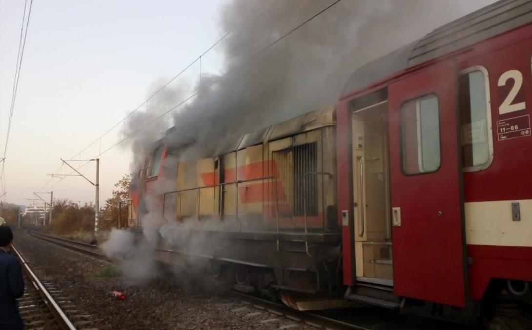 Kigyulladt a Kolozsvárról Bécsbe tartó vonat mozdonya