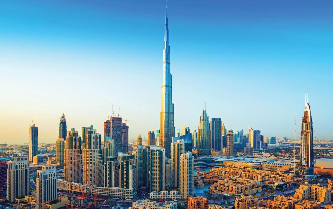 Különleges megoldások, 1,2 méteres kilengés: 10 éves a világ legmagasabb épülete