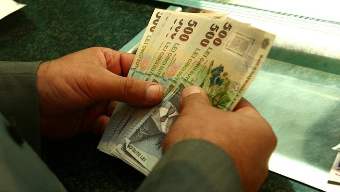 Romániai bank: eltöröltük az ügyfél 298 ezer lejes tartozását