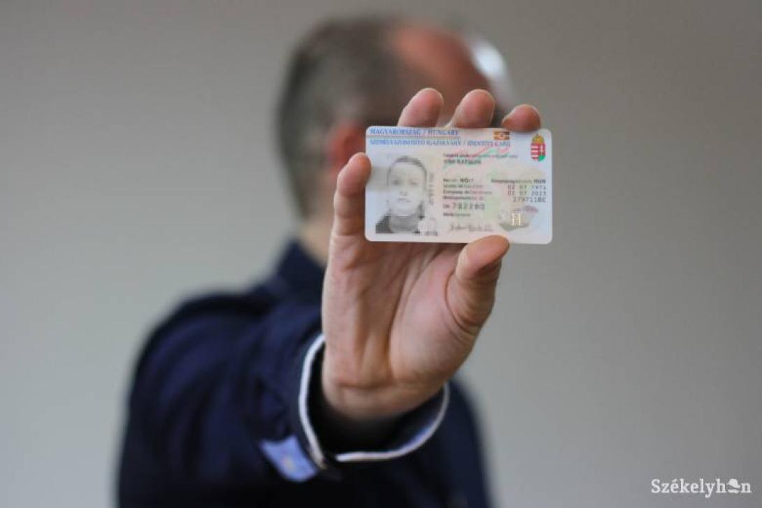 Mennyibe kerülhet az új személyazonossági igazolvány?