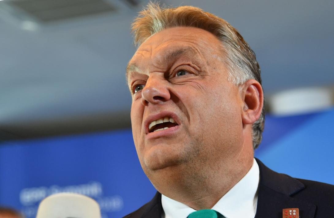 Elemző: nem sikerült megoldani azt a konfliktust, amely az Európai Néppárt és a Fidesz között zajlik
