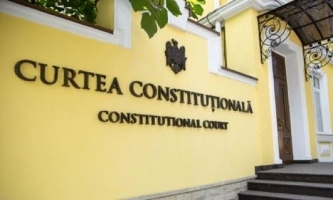 Döntött az Alkotmánybíróság: olyan miniszterelnök-jelöltet kérjen fel Iohannis, aki mögött parlamenti többség áll