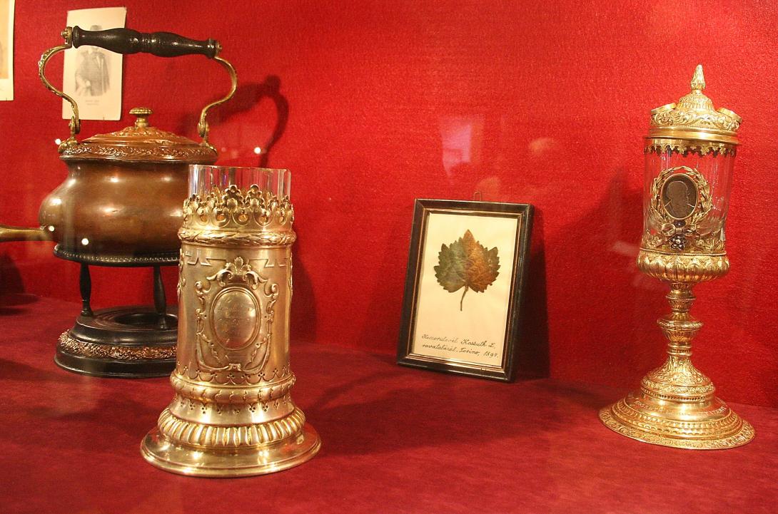 Kossuth Lajos emléktárgyak az egykori kolozsvári ereklye-múzeum gyűjteményében