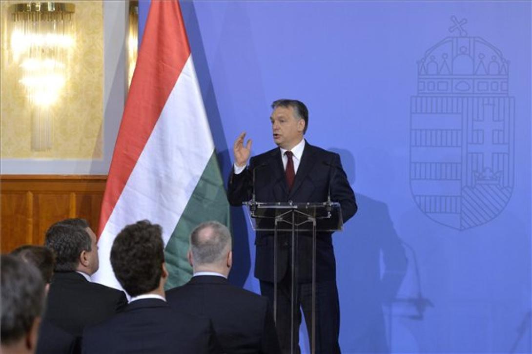 Orbán: Magyarország nem enged be nem uniós polgárokat