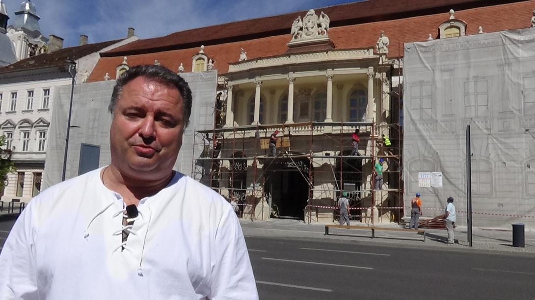 VIDEÓINTERJÚ – Vákár István: végre lekerülnek a Bánffy-palotáról az állványok