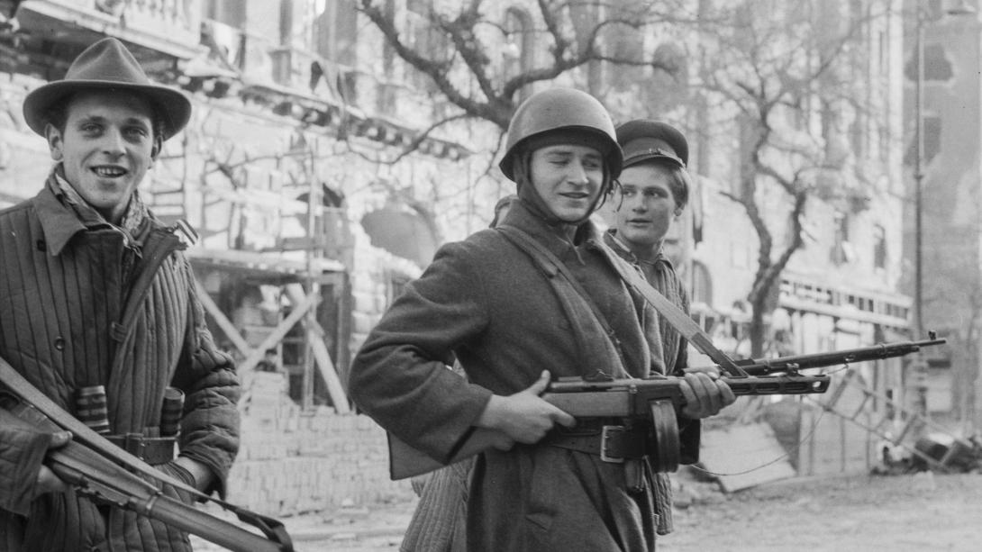 Egy svájci fotós képei az ’56-os forradalomról
