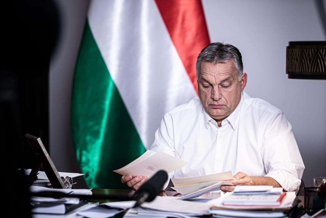 Rendkívüli jogrendet és éjszakai kijárási korlátozást vezet be a magyar kormány