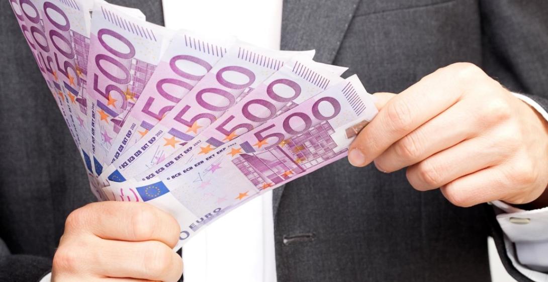Europol: Romániában pénzhamisítókat fogtak el, félmillió eurónyi hamis bankjegyet foglaltak le