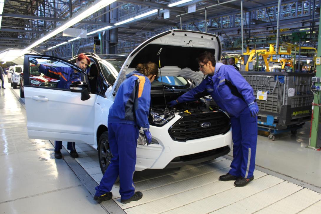 Januárban és februárban 15,29 százalékkal csökkent a járműgyártás