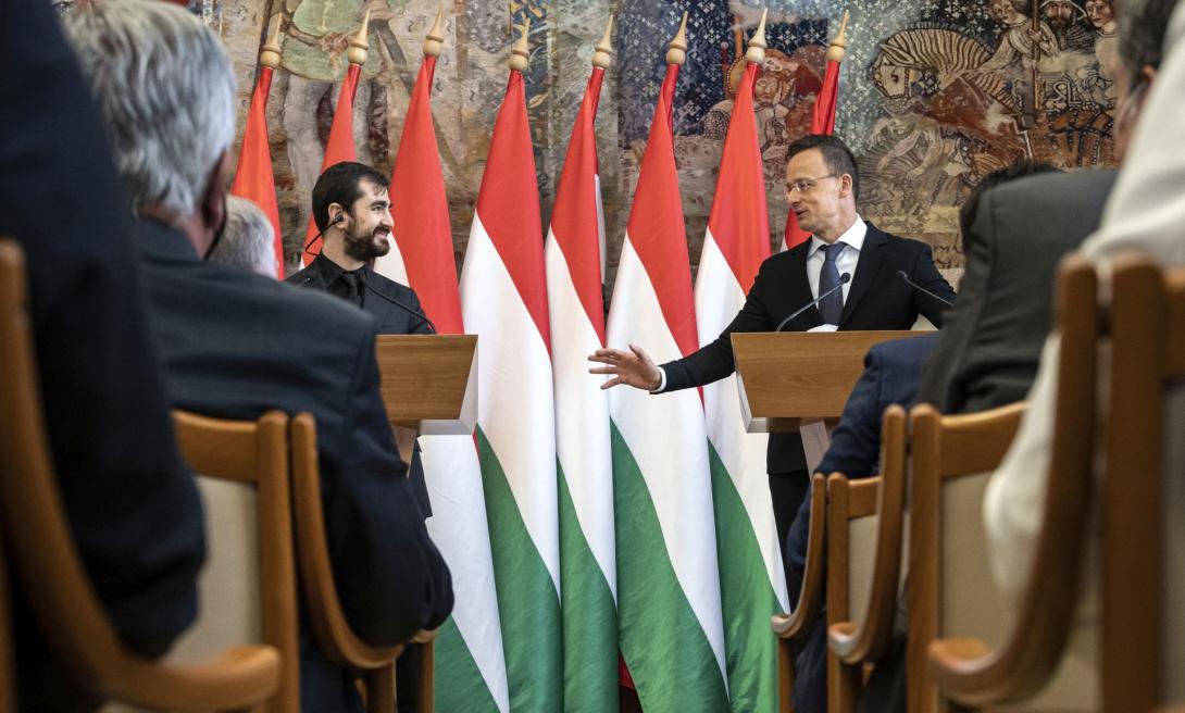 Szijjártó: sokat tett hozzá a magyar-román kapcsolatokhoz a gazdasági együttműködés