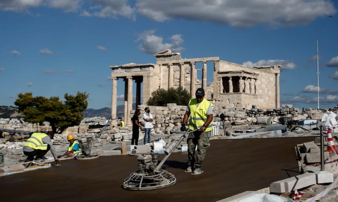 A lebetonozott Akropolisz, avagy a kapitalizált világörökség