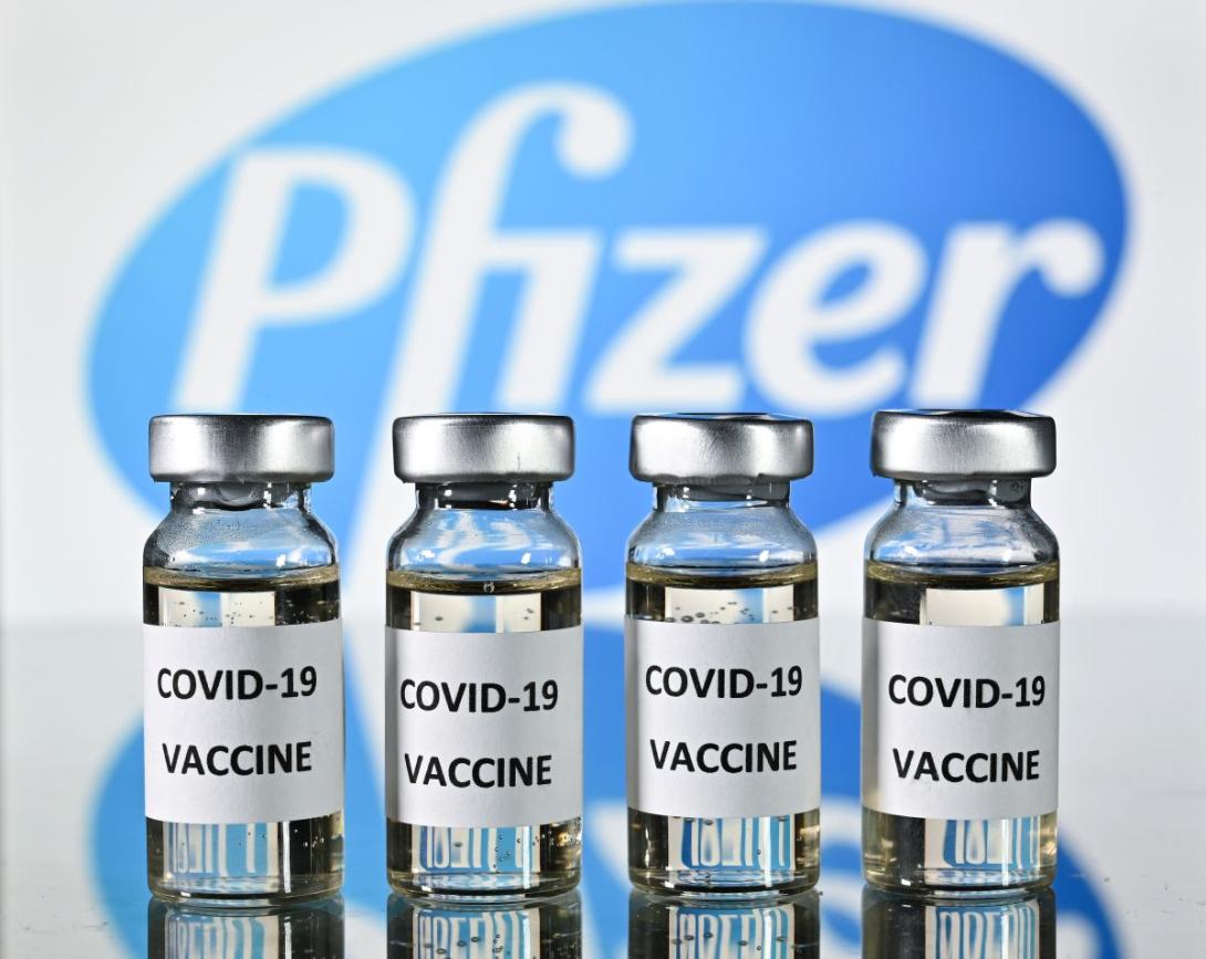 Vakcinából 36 milliárd dollár bevételre tesz szert idén a Pfizer