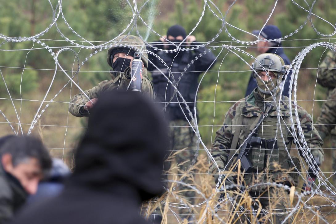 Lengyel migránsválság - EU-biztos: az uniós erőfeszítések sikerrel járnak