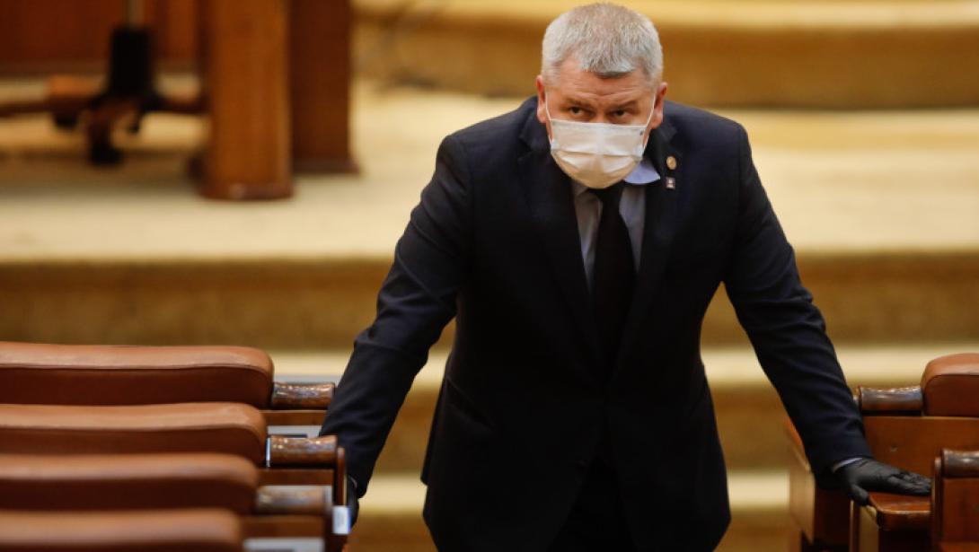 Lemondott az új kormány plágiumbotrányba keveredett minisztere