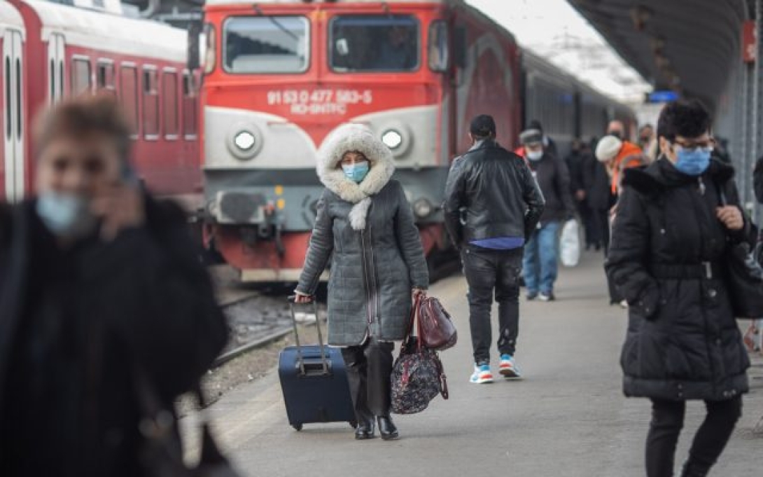 Sztrájkba léptek a vasutasok