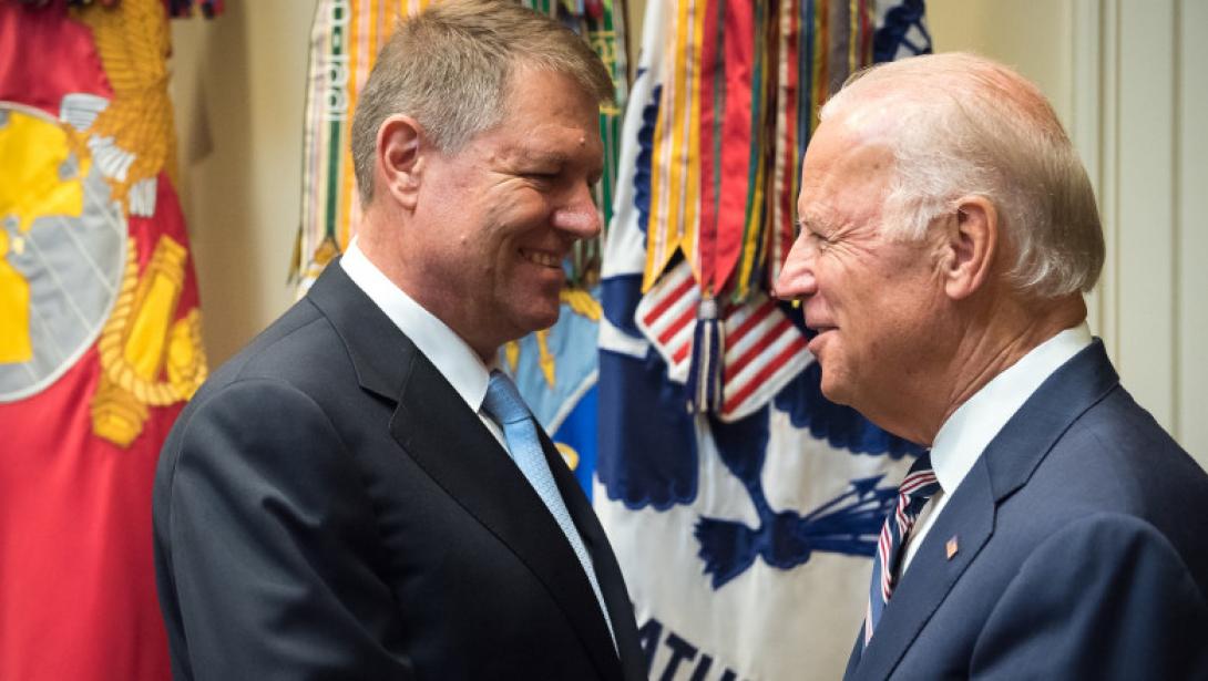 Szűk körű megbeszélésen Joe Biden és Klaus Iohannis