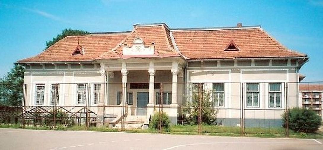 Öt erdélyi kúriát és 147 falusi hagyományos porta felújítását finanszírozzák uniós alapokból