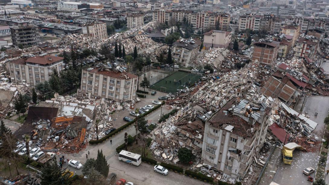 FRISSÍTVE Törökországi földrengés: tovább nő a halálos áldozatok száma