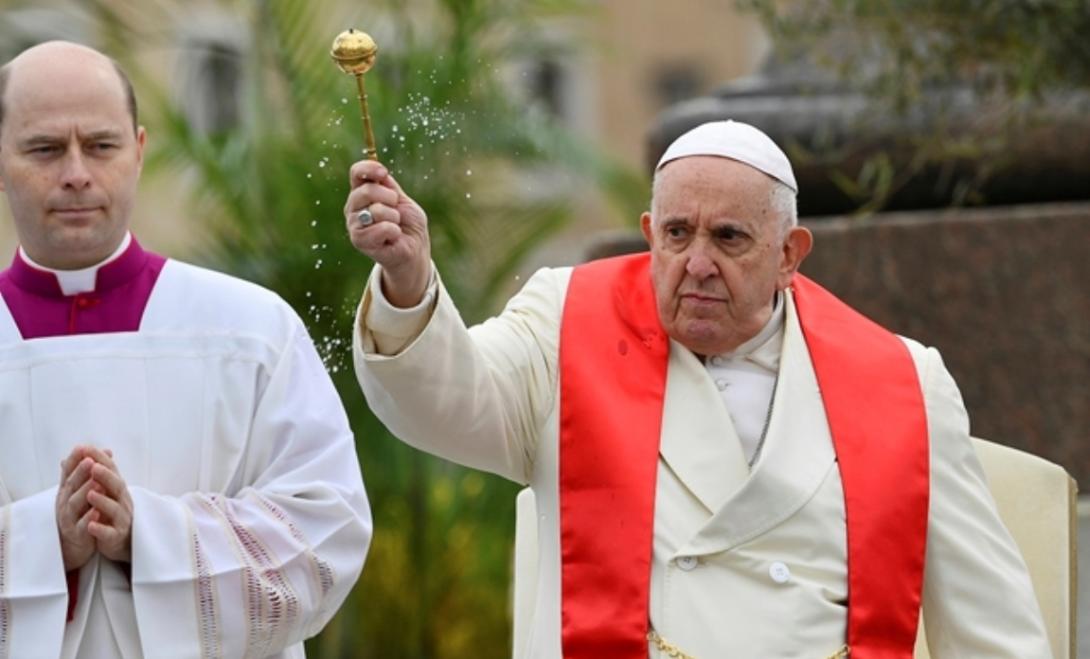 Ferenc pápa a virágvasárnapi misével megnyitotta a húsvéti nagyhetet
