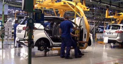 Spontán tüntetésbe kezdtek a Ford romániai üzemének dolgozói